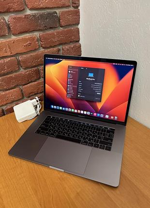 Macbook pro 15’ a1707 custom i7 2018 16gb 1tb radeon pro space grey