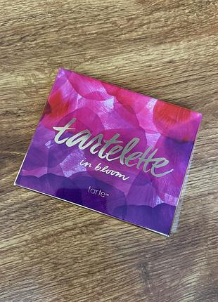 Палетка палитра тени tarte tartelette in bloom