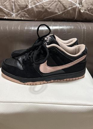 Кроссовки nike 36р.