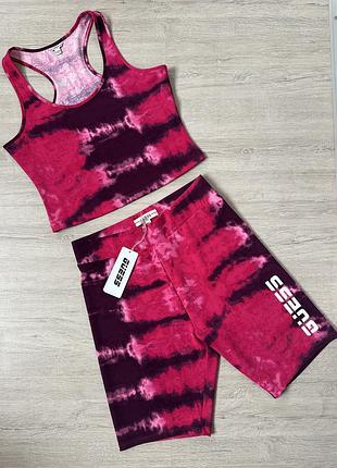 Костюм guess