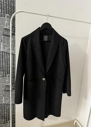 Пальто чорне з еко замші