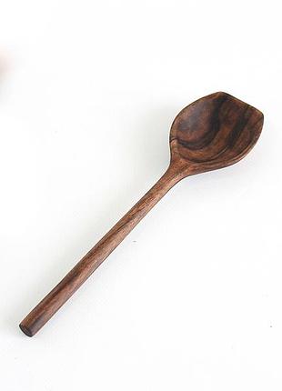Ложка из ореха ручной работы, длина 22 см. (1507)