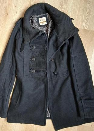 Женское полу пальто