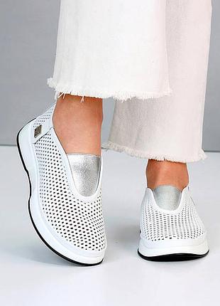 23963 сліпони шкіряні, мокасини з перфорацією