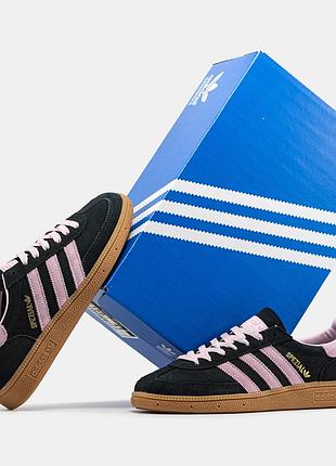 Кроссовки spezial