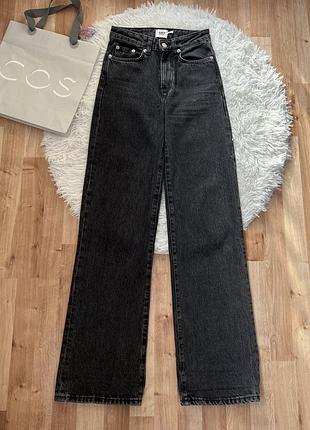 Джинсы широкие