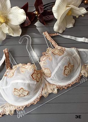 Красивый бюстгальтер с мягкими чашечками! 90d