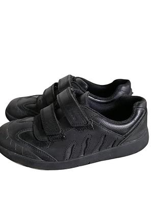 Кроссовки, туфли