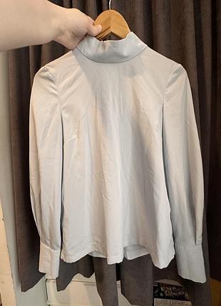 H&amp;m серо-голубая блуза с высокой горловиной и длинным рукавом