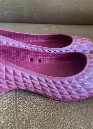 Балетки crocs w 7 pозмір