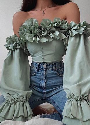 Распродажа топ prettylittlething блуза открытые плечи рюши
