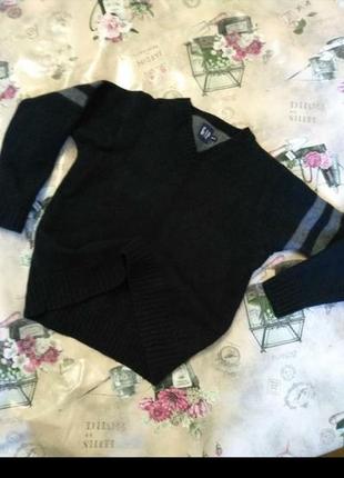 Теплый брендовый свитер натуральная шерсть на хс,с