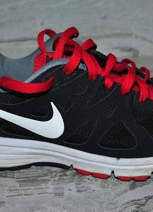 Nike кроссовки оригинал 42 р