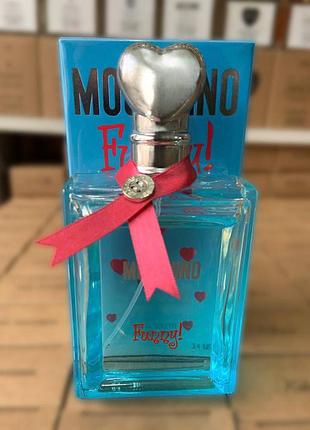 🦋женская туалетная вода moschino funny с ароматом цветов и свежих фруктов.💐