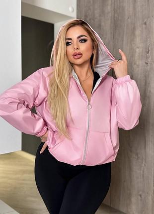Жіноча весняна легка куртка бомбер плащівка лаке батал