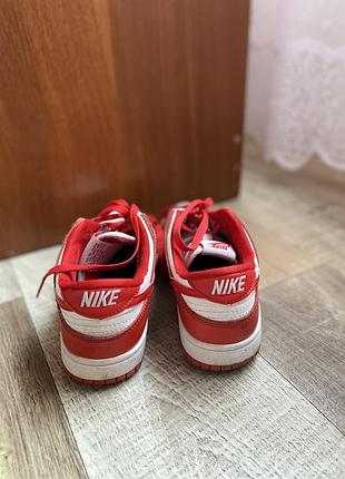Кроссовки nike