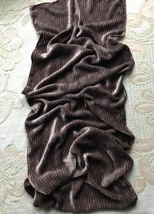 Ніжний шовковий шарфик деворе