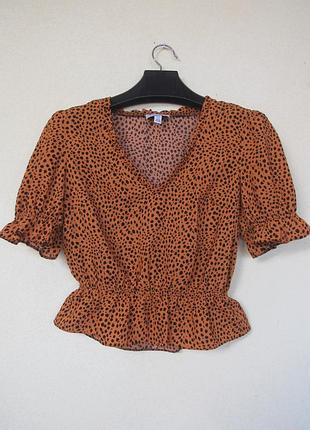 Укороченная блуза топ с оборкой животный принт от topshop