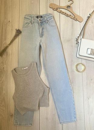 Джинсы с высокой посадкой maroon denim