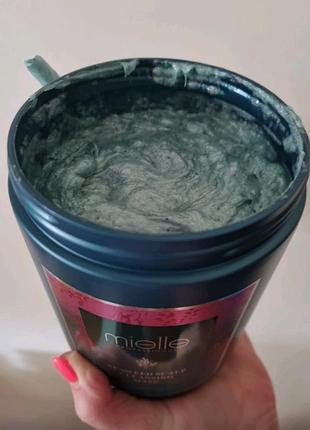 Mielle seaweed scalp clinic mask стимулирующая маска для волос и кожи головы