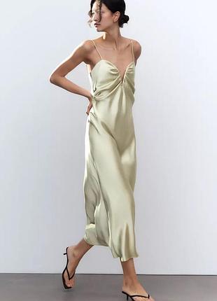 Атласна сукня zara