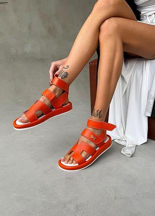 Босоножки женские