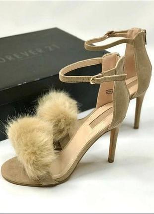 Новые, босоножки, туфли, с мехом
