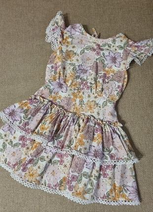 Платье премиум бренда bardot junior с воланами и интересным вырезом на спине