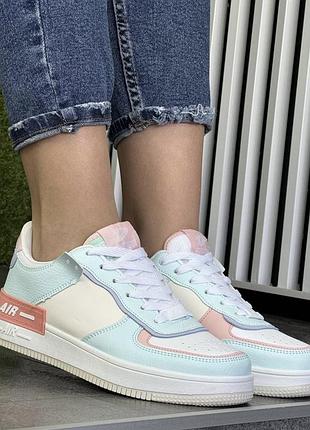 Женские кроссовки в стиле nike force