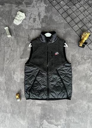 Жилетка nike безрукавка