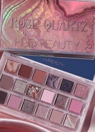Huda beauty rose quartz палетка тіней