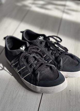 Кеди adidas 40