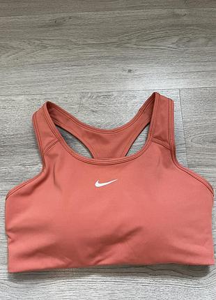 Спортивный топ nike