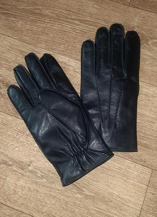 Перчатки