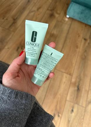 Легендарний скраб для обличчя clinique 7 day scrub cream rinse-off formula 30 мл