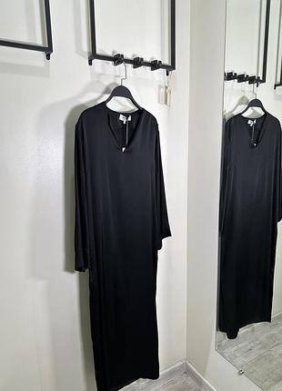 Платье от бренда clothe