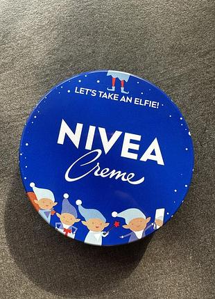 Універсальний зволожувальний крем nivea creme