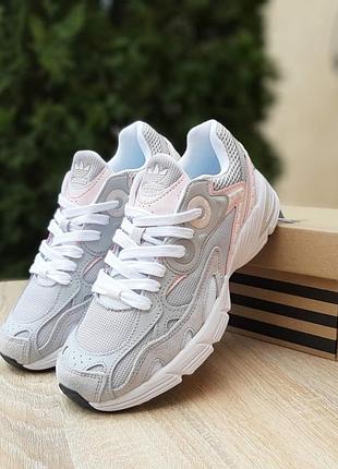 Жіночі якісні та стильні кросівки adidas astir сірі з рожевим