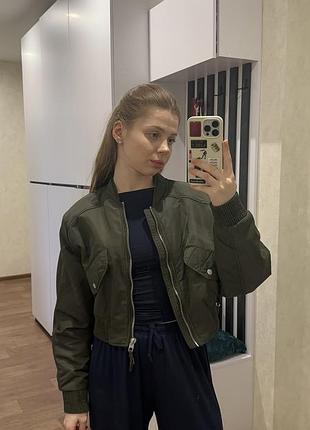 Бомбер