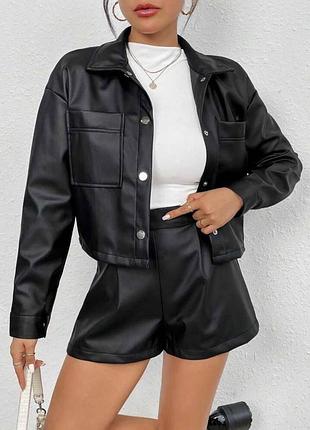 Костюм из эко кожи