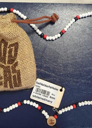 Деревянное немецкое ожерелье в джутовой сумочке wood fellas в цветах белый красный чёрный