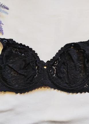 Бюстгальтер