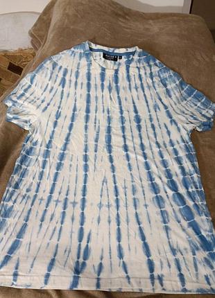 Футболка,,xl, длина 76, грудь 116, плечи 47см