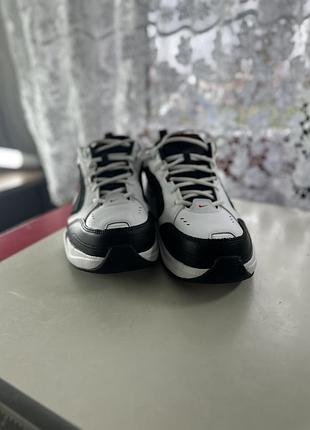 Кросівки чоловічі nike air monarch