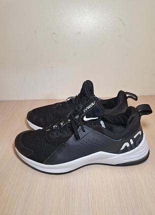 Кросівки nike