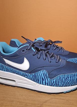 Женские фирменные кроссовки nike