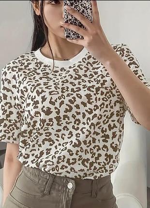 Футболка леопардова