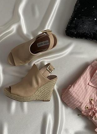 Ідеальні брендові босоніжки на солом'яній підошві steve madden оригінал, привезені зі сша