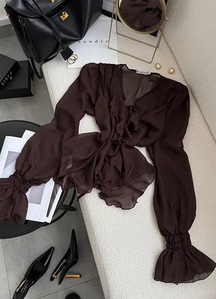 Шифоновая блуза с воланами