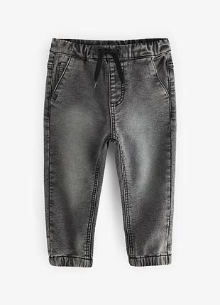 Стильные джинсы от бренда next